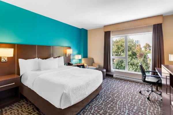 Best Western Plus Hotel Montreal image 14