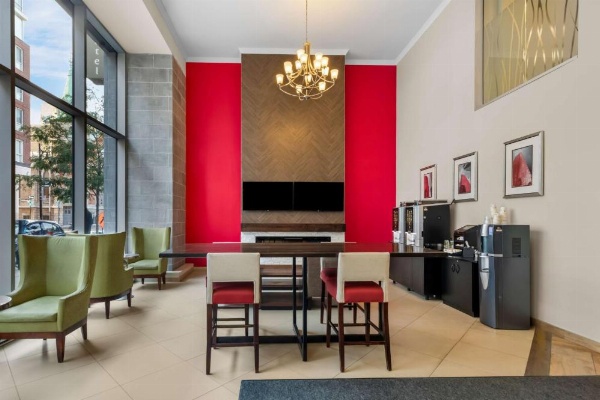 Best Western Plus Hotel Montreal image 21