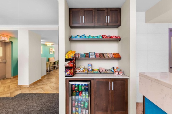 Best Western Plus Hotel Montreal image 3